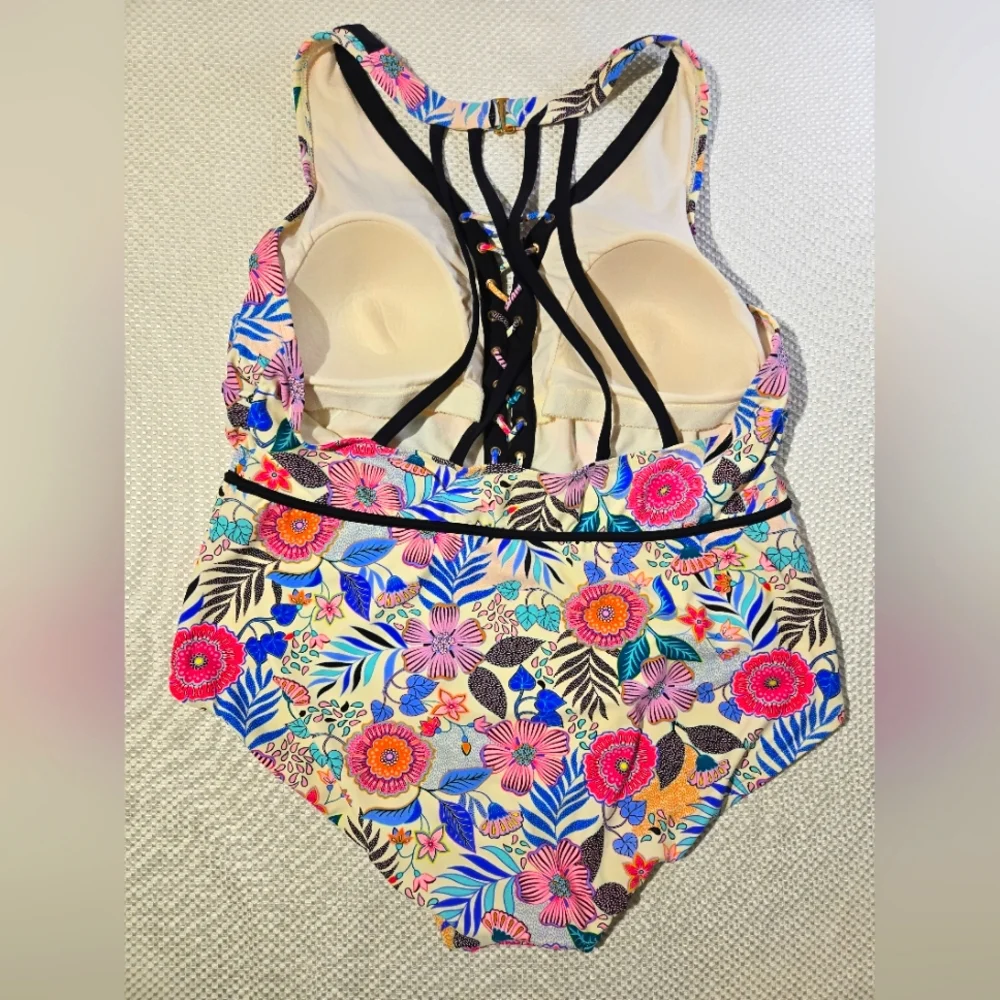 Time & Tru One Piece Bathing Suit Size  3X (24W-26W) Floral Print Sexy Design - Picture 4 of 7